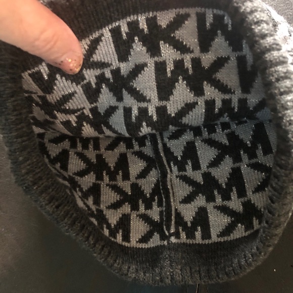 MK knit beanie. Dark grey/light grey with silver sparkles - Picture 3 of 6